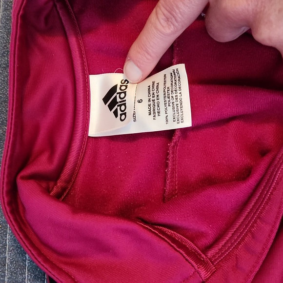 Adidas track suit, hardly worn. Girls size 6. - Picture 5 of 7